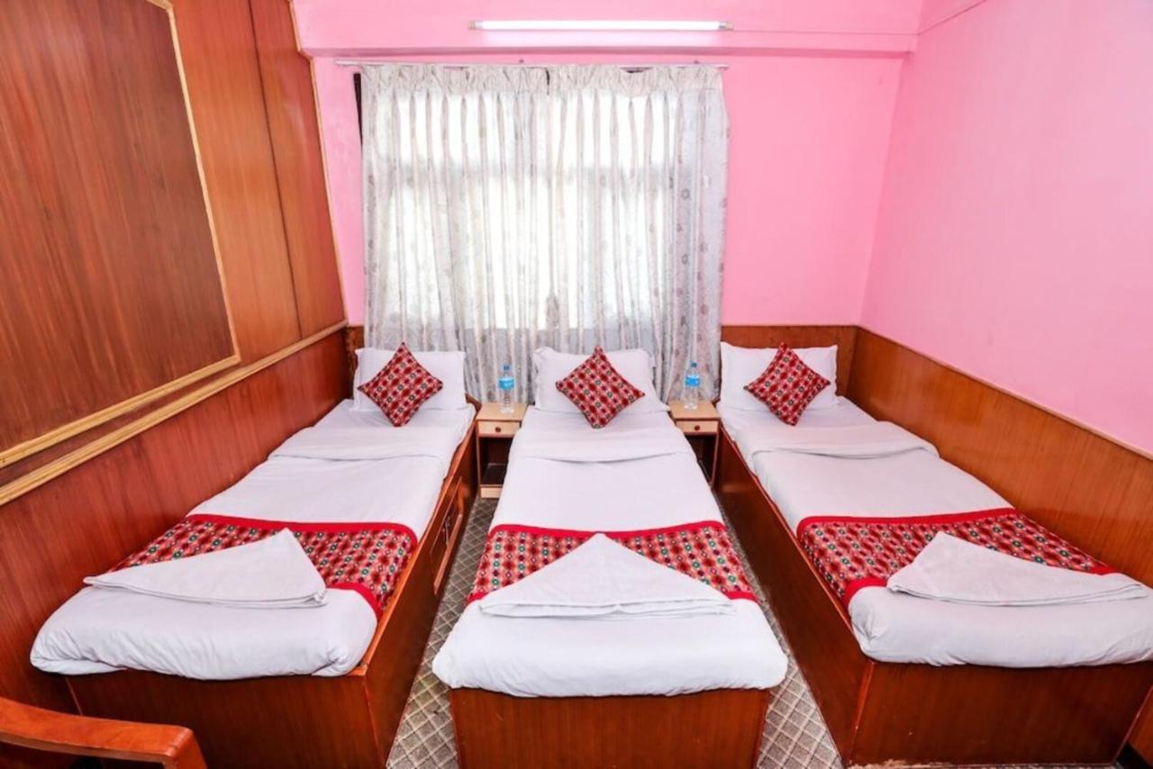 Hotel Plumeria Inn Katmandu Eksteriør bilde
